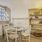 Pandolfini Courtyard